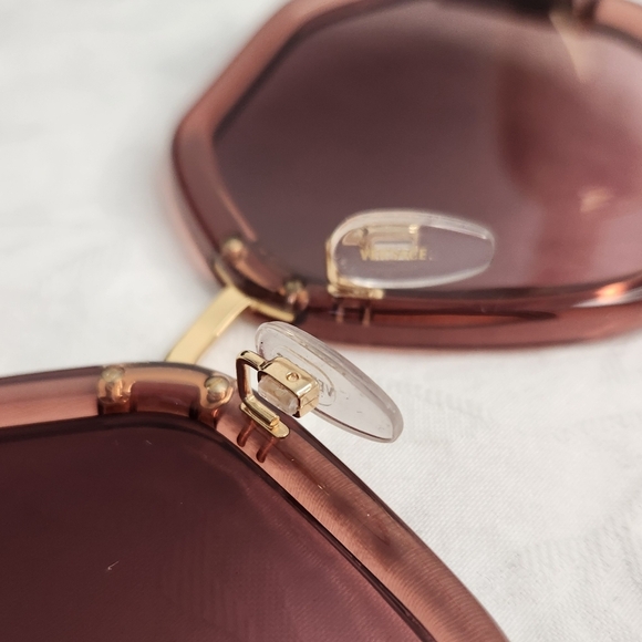 VERSACE Giant Pink Sunglasses - Picture 10 of 14